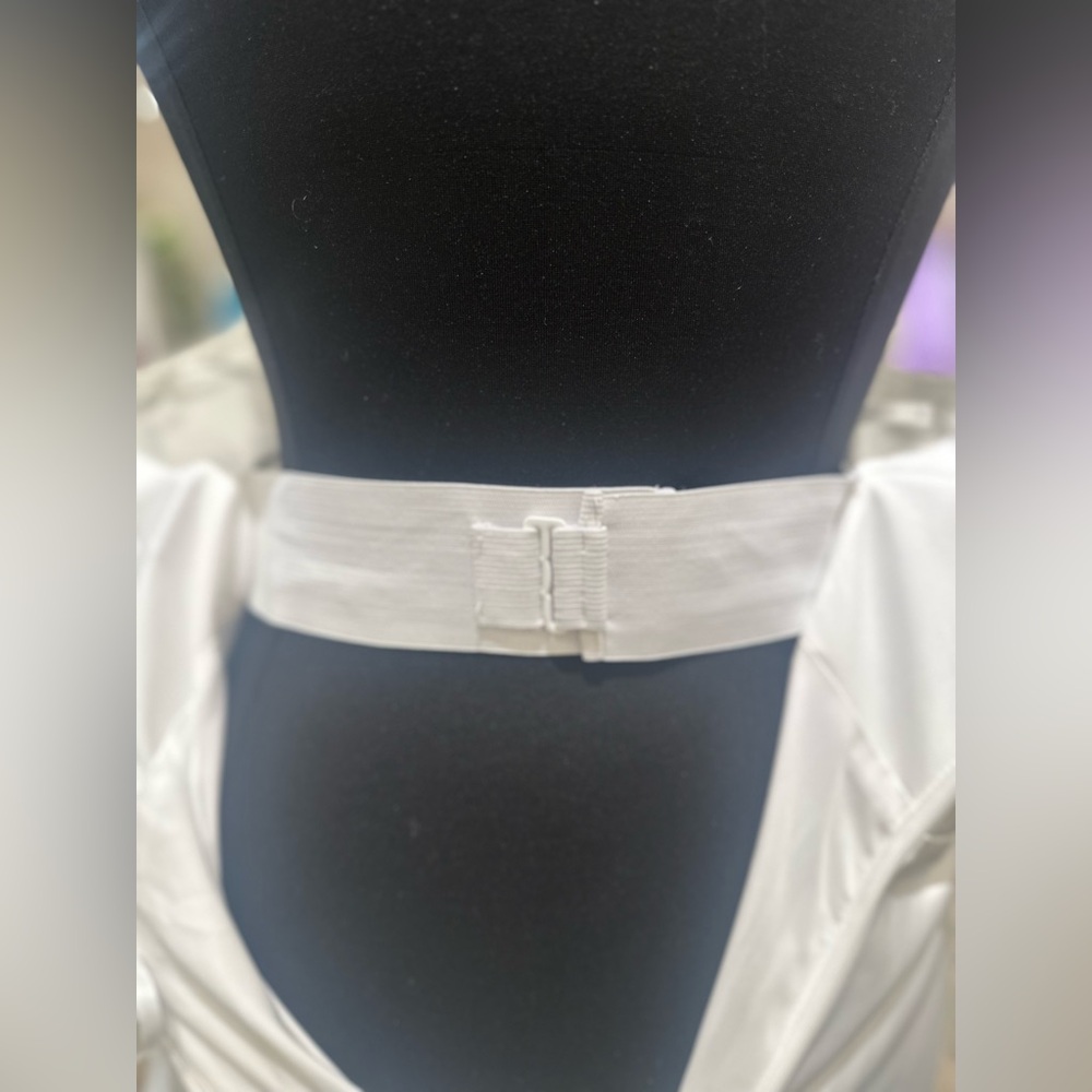 MOONLIGHT Modern Corset Satin with Detachable Overskirt Bridal Dress - Picture 6 of 10